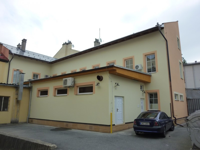Přístavba a vnitřní rekonstrukce budovy v Šumperku